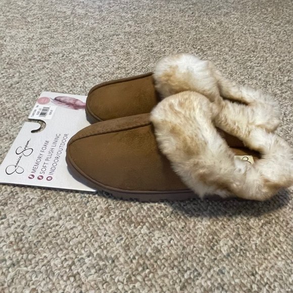 Jessica Simpson Faux Fur Lined Memory Foam Slippers - Picture 3 of 11